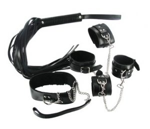 bondage-kit-strict-leather